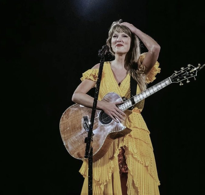 miss americana ⸆⸉ tweet media