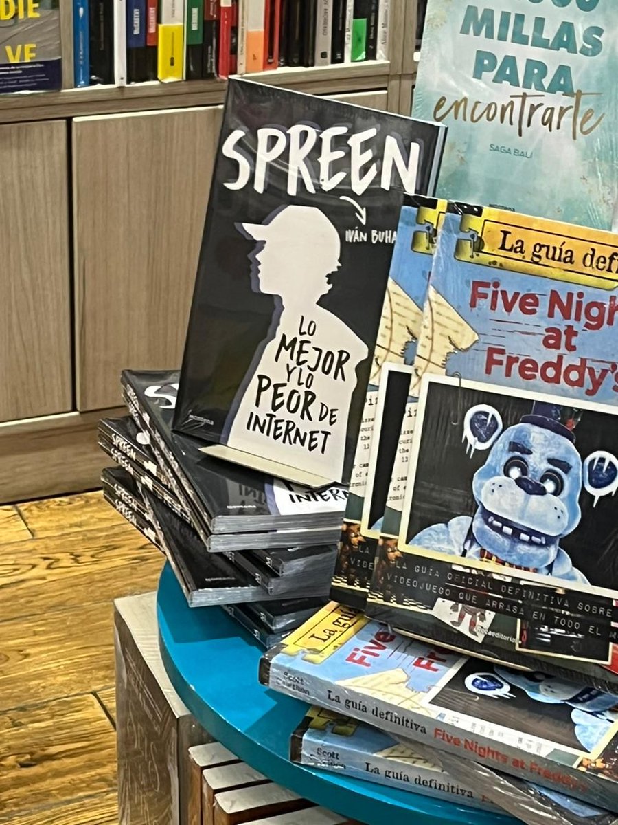 sprncommunity's tweet photo. 🚨 ya se encuentra disponible el libro de spreen en la librería ibero ubicado en el jockey plaza https://t.co/xUP3j7m7fo