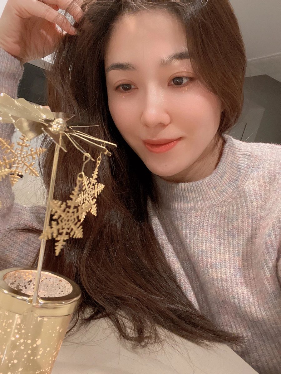 5dffdg's tweet photo. 初秋总是温柔，日间把夏天留下，日落后还带秋风😊 https://t.co/4krnlu66yO