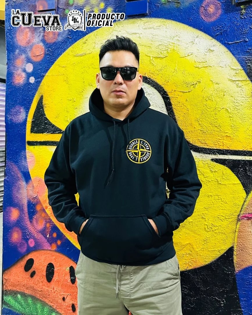 The Cueva Store tweet media