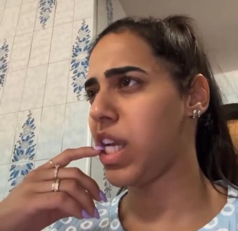 Yurifgomess's tweet photo. Imagina que louco seria se a turnê de Beyonce no Brasil fosse junto com a turnê de Ivete Sangalo ano que vem https://t.co/KVwSBHDtOd