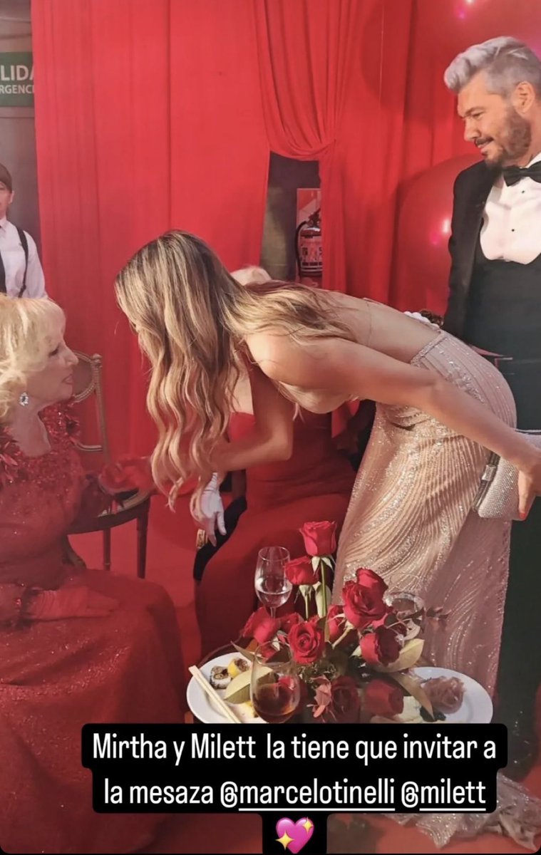 RicLaTorreZ's tweet photo. Y un día Milett Figueroa llegó a codearse con las grandes divas del espectáculo argentino: Susana Giménez y la mismísima Mirtha Legrand. 👇🏼 https://t.co/5ByEYBDsUQ