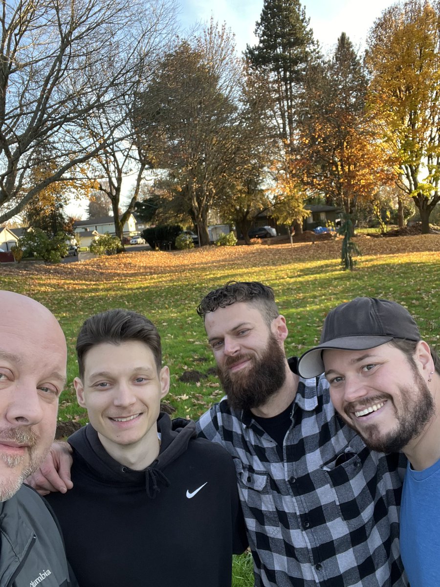 jscukanec's tweet photo. I drove by a park today. There were 3 guys who were playing frisbee golf. Now if you’ve been following along, it’s no surprise that I stopped. That’s how I met Danny, Danny &amp; Tommy. 
They had a pretty cool story about how they met. 
I’m gonna steal it. Kind of…
#catcheveryday https://t.co/GLViIsOY6q