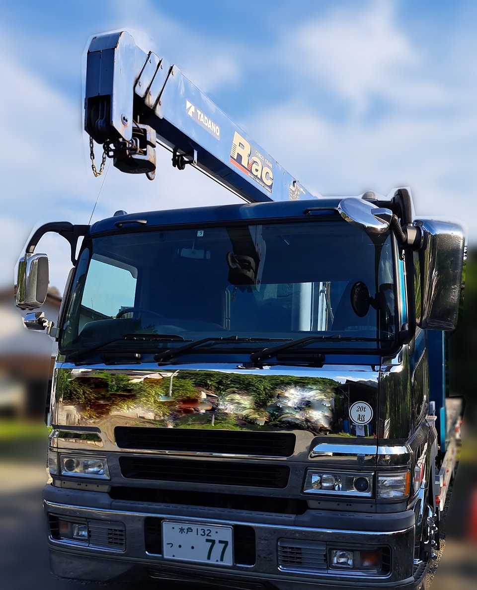nizo_miya's tweet photo. 友達の勤務先から大型トラックが盗難にあいました。最近増えているらしいです。ターコイズブルーの珍しい色なので目立つと思います。ヤードなどに入れられてるかもしれません。
 #拡散希望RT協力お願いします 
 #盗難 
 #トラック 
 #スーパーグレート https://t.co/27u4eF9ets