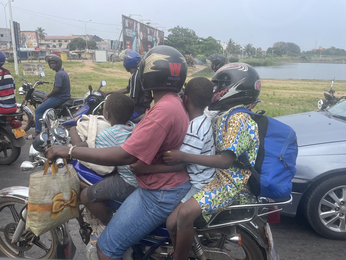 Milts25's tweet photo. Lome Togo 🇹🇬 👀😱 https://t.co/OKQ0ouD06N