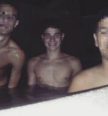 Krwmll's tweet photo. Hilo de fotos de Julian TROLA (⁠づ⁠｡⁠◕⁠‿⁠‿⁠◕⁠｡⁠)⁠づ https://t.co/3UZYm5a7zX