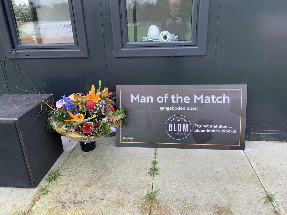 winkeljaap's tweet photo. Matchday SC Stiens- vv Heerenveen 14.30 uur: wedstrijd sponsor vandaag Rij Bij Bart en sponsor Man of thé Match Blom Bloembinderij te Stiens. https://t.co/EESDRDIoQU