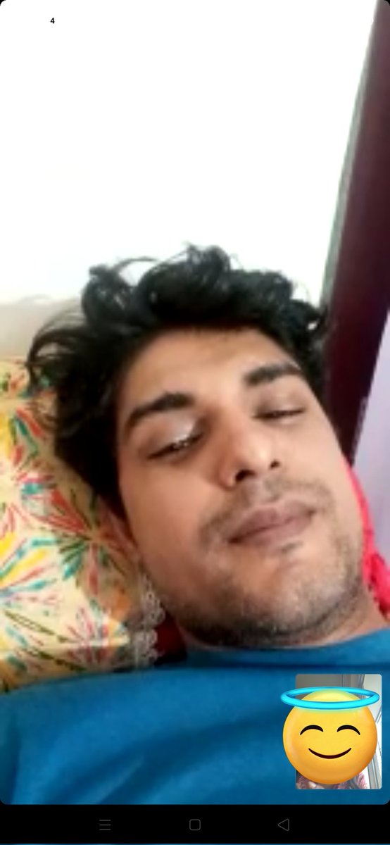 Meet my sleepy boi🙈

VC done with my cutolaaaaa finallyyy....he remember he has a fAn like meeeee😘

Thankyouuu @ankit_gupta611 

We literally talk like family. Thanks for always giving me family vibes❤❤

#AnkitGupta #Ankitians