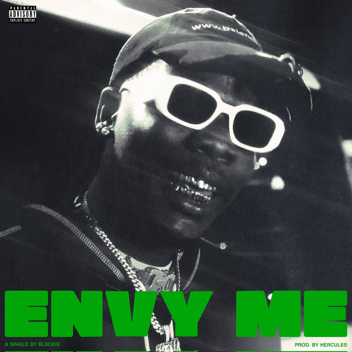 gfxbyunknown's tweet photo. 👤 @blxckie___ 
💽 envy me
🖼️ concept cover art https://t.co/1fCZ0oCS6r
