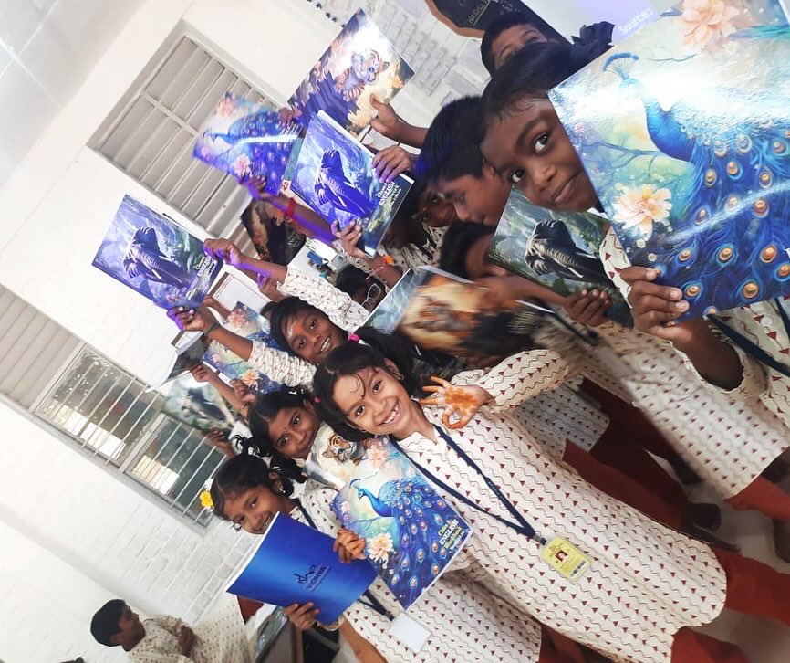 ishavidhya's tweet photo. Class 3 students of Isha Vidhya Coimbatore were surprised and thrilled with their attractive new English workbook covers. All the students eagerly asked their teacher, "When will we begin working on the new workbook?"

#IshaVidhya
#RuralEducation https://t.co/MfklBrzd7L