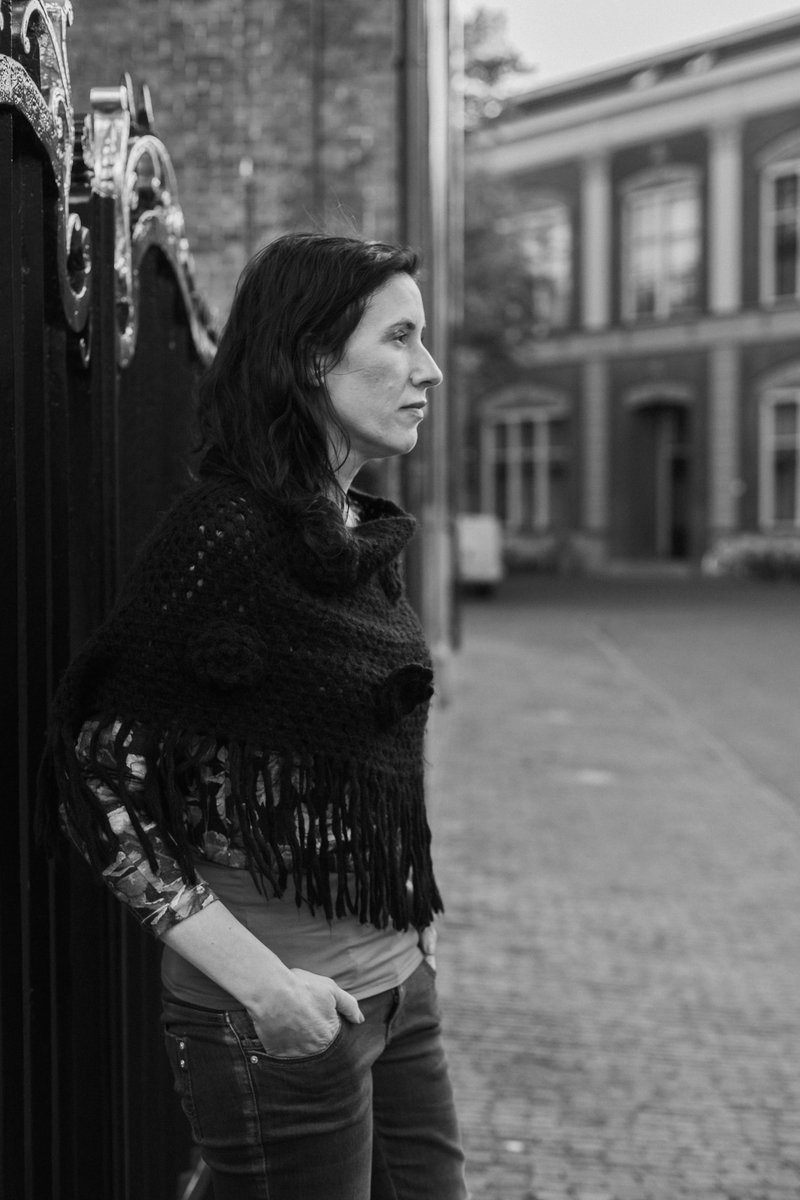 It was twenty years ago that I entered my first psychiatric hospital, in a town called Purmerend, not far from Amsterdam. I was driven there by my boss and a colleague/dear friend, who were concerned about my health.
I was in a ‘psychosis’, in which I experienced the most amazing