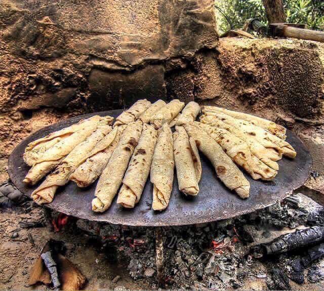 mustafaorgut's tweet photo. Bu haftada Sıla-i Rahim yapalım dedik. Büyüklerimizi ve akrabaları ziyaret edip hayır dualarını aldık. 
Ege Mutfağı...
#Nazilli #Sağlık #Şifa #UzunÖmür #Zeytin #Zeytinyağı #İncir #Üzüm #Keşkek #Yuvarlama #Bolama #Kapama #CiğerDolması #KenkerYemeği #SemizotuYemeği #DalganKavurması https://t.co/ht2FY5MgEg