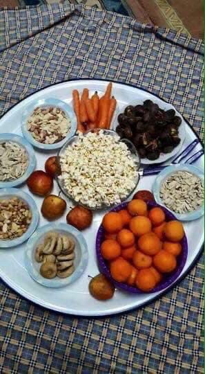 mustafaorgut's tweet photo. Bu haftada Sıla-i Rahim yapalım dedik. Büyüklerimizi ve akrabaları ziyaret edip hayır dualarını aldık. 
Ege Mutfağı...
#Nazilli #Sağlık #Şifa #UzunÖmür #Zeytin #Zeytinyağı #İncir #Üzüm #Keşkek #Yuvarlama #Bolama #Kapama #CiğerDolması #KenkerYemeği #SemizotuYemeği #DalganKavurması https://t.co/ht2FY5MgEg