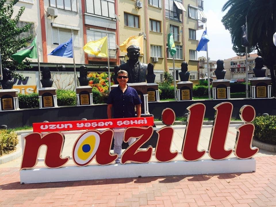 mustafaorgut's tweet photo. Bu haftada Sıla-i Rahim yapalım dedik. Büyüklerimizi ve akrabaları ziyaret edip hayır dualarını aldık.
Ege Mutfağı...
#Nazilli #Sağlık #Şifa #UzunÖmür #Zeytin #Zeytinyağı #İncir #Üzüm #Keşkek #Yuvarlama #Bolama #Kapama #CiğerDolması #KenkerYemeği #SemizotuYemeği #DalganKavurması https://t.co/s6iNyxsQS3