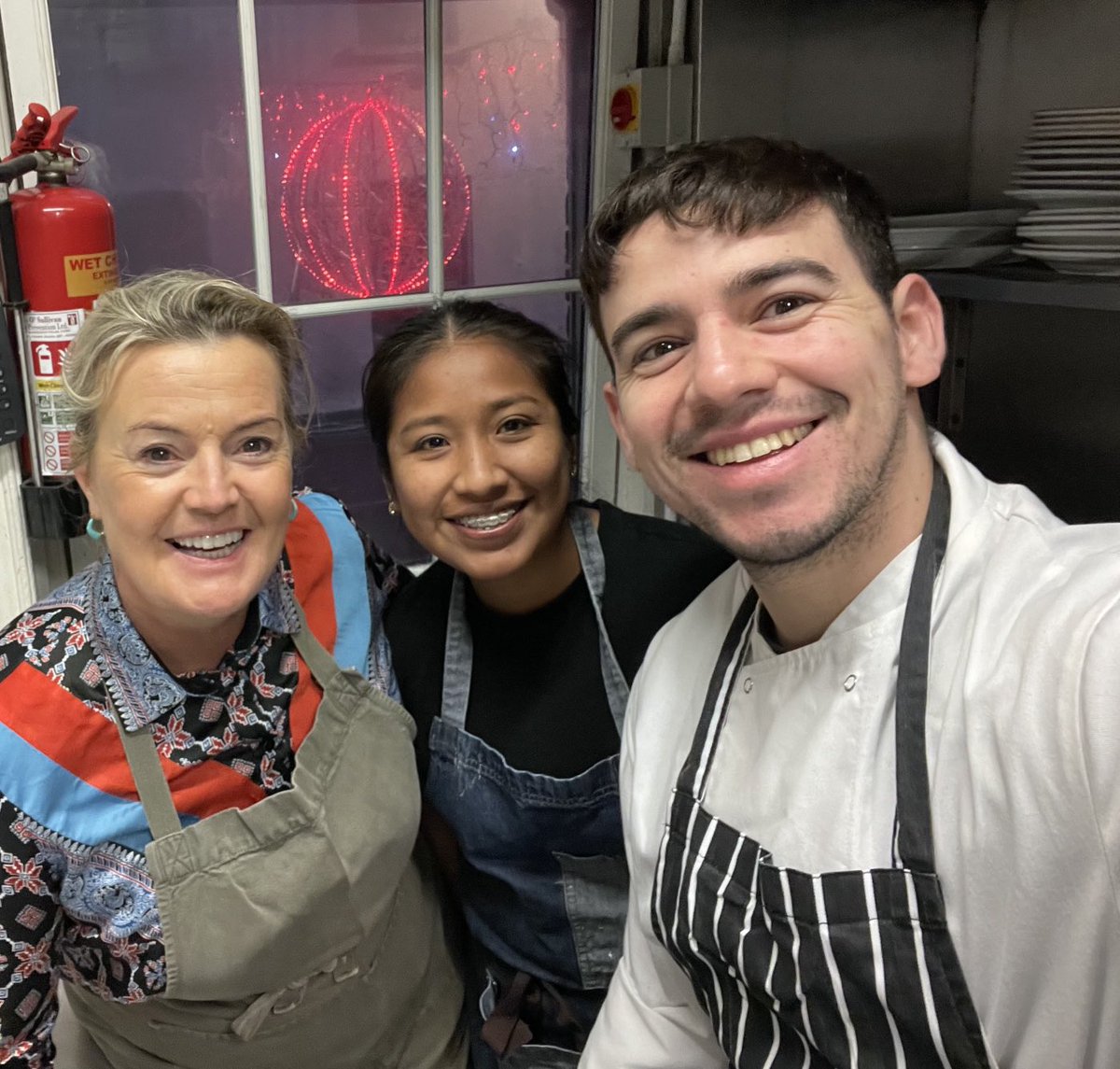Nash19Cork's tweet photo. Yay we got a ball ! โฆ@CBA_corkโฉ โฆ@corkcitycentreโฉ โฆ@CBA_corkโฉ #kitchenAntics https://t.co/Iu4jC4LGrI