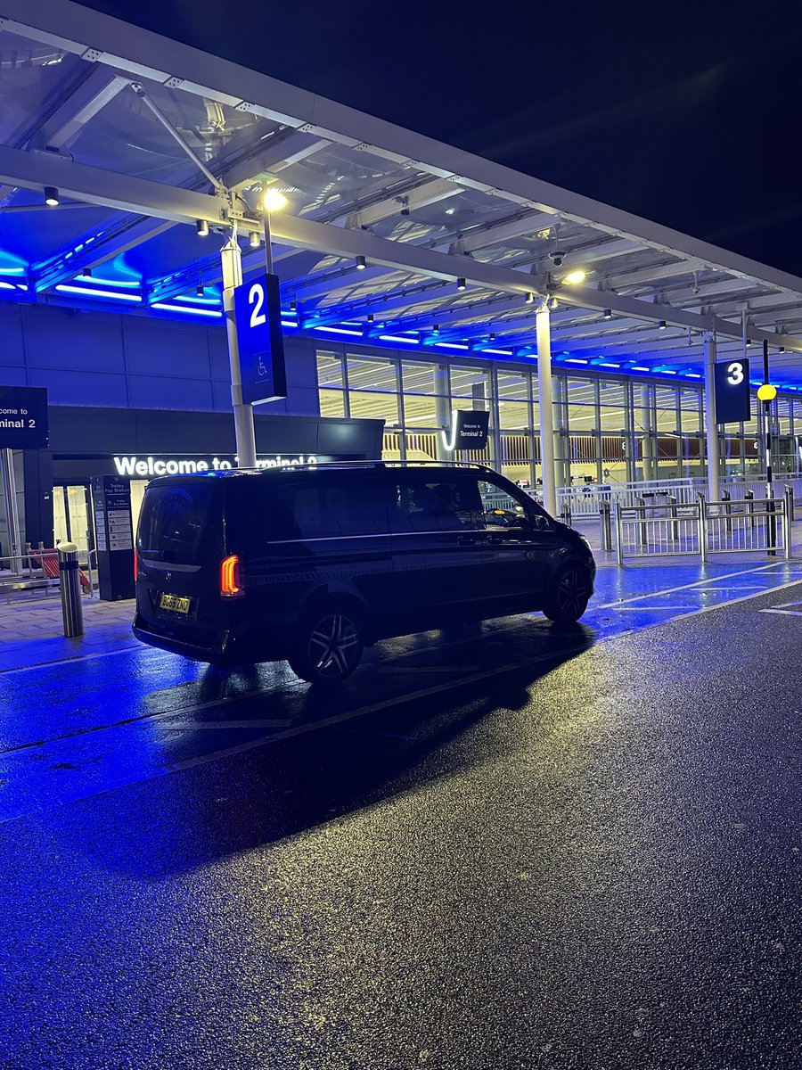 6startraveluk's tweet photo. No, you’re getting home safe and on time with us here @6startraveluk leave the Car home don’t drink and drive sit back relax in one of are comfy, Mercedes V class why Travel any other way? Retweets appreciated 🙏🏻🙏🏻 https://t.co/joQKkkhm0j