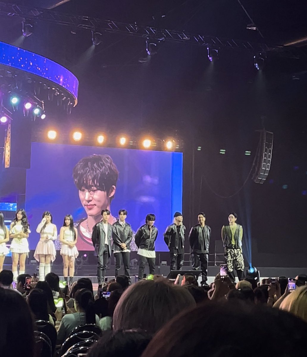 inez_gal's tweet photo. อห😭 https://t.co/TlpGvS6gx9