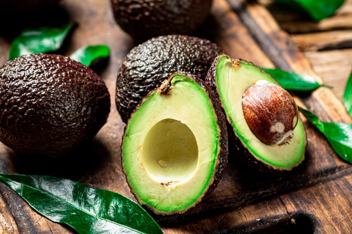 D_chefcurry's tweet photo. Dear Parents,

- If you want your kids to be smart, intelligent with a crisp memory, feed them

- Eggs
- Avocado
- Coconut
- Dark chocolates
- Berries
- Fish https://t.co/kIViTv6oDu