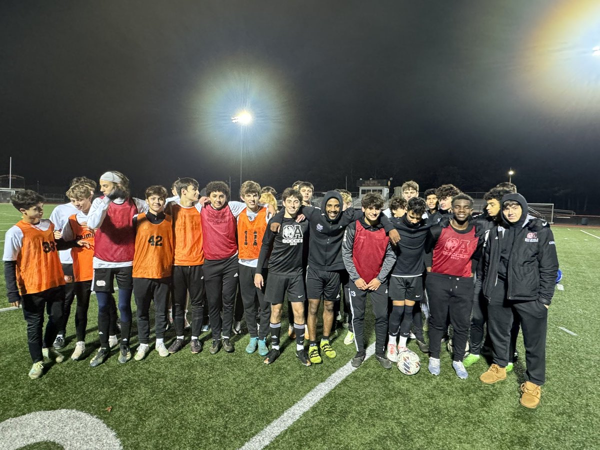CoachJohn1010's tweet photo. The time has come, we lost lots of talent and teammates in the off season but the boys never flinched! We persevered &amp; found a way. Last dance …. Leave it all on the field. ❤️ you boys, Alumni, parents, fans and staff! 
@oahs_soccer  @OA_soccer @OAChirpinTigahs @OATigers https://t.co/TsuXl4SSaG