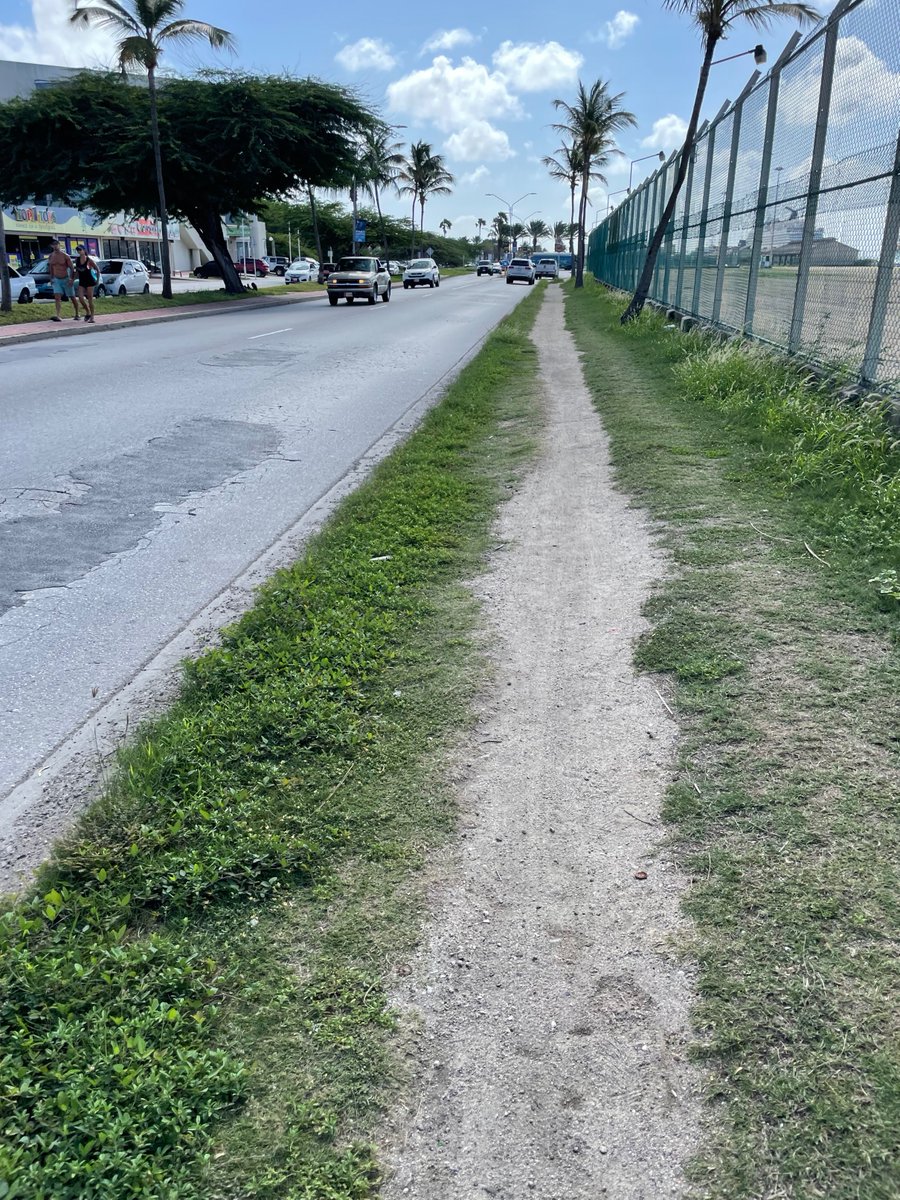 Bike path from Eagle Beach to downtown Oranjestad. It's a nice walk. Needs some love.