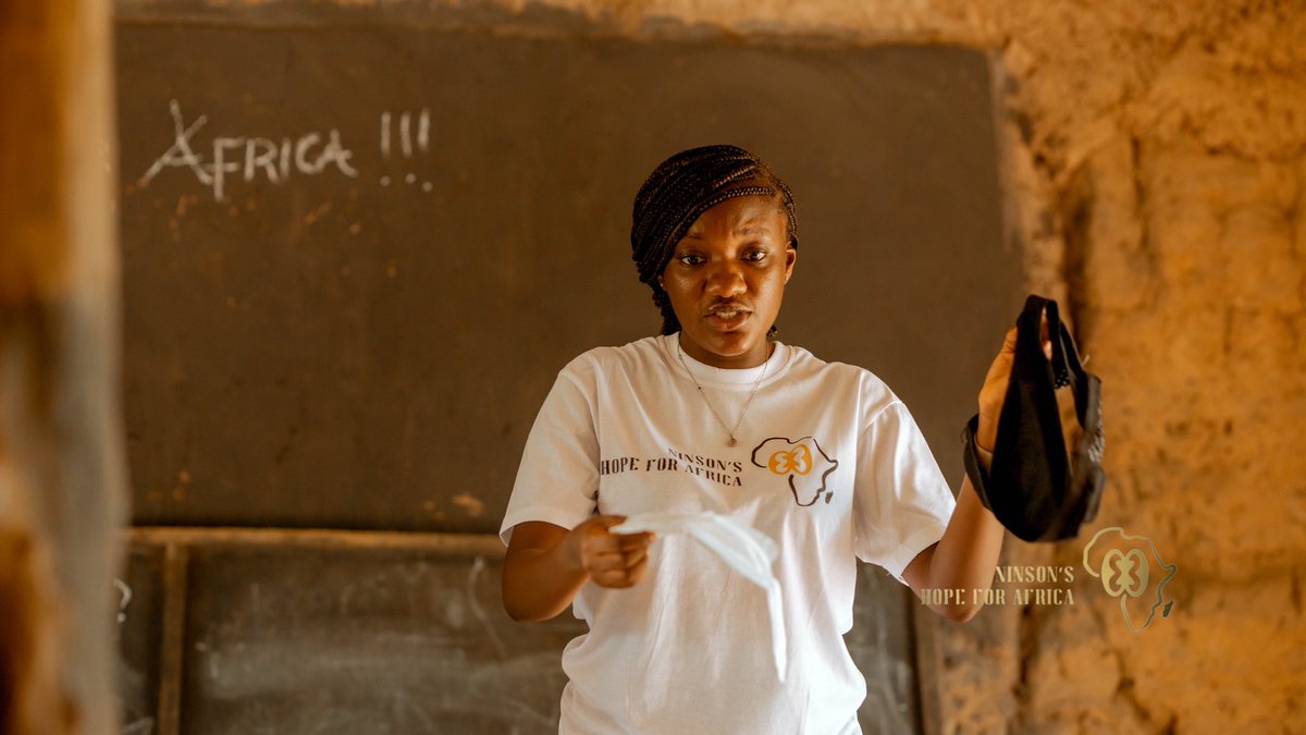 nhfa_foundation's tweet photo. DAY THREE 

Much needed and essential Female reproductive health items were  distributed for the girls in the community. We made sure that this was not overlooked in our quest. In addition, a  classroom demonstration was carried out to teach the girls how to use the items. https://t.co/dhd76ETUqb