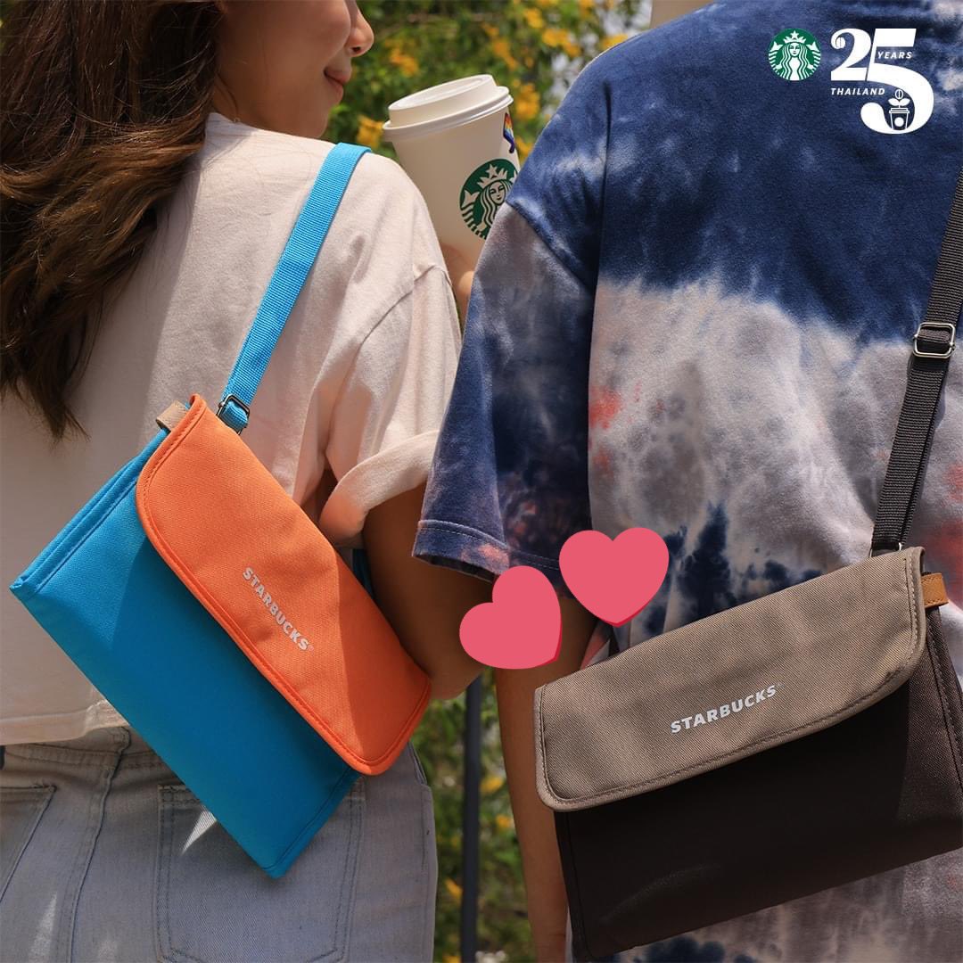 Babybubujh2's tweet photo. ส่งต่อ🤎
กระเป๋า Starbucks Folded Crossbidy Bag ของใหม่ยังไม่แกะ ขนาด 25 x 16.5 ซม. (ขนาดกางออกยาว 25 x 32 ซม.) 
📍250 รวมส่ง สนใจ dm ได้เลยค่า #ส่งต่อกระเป๋า #ส่งต่อกระเป๋ามือสอง #starbucks #สตาร์บัค #กระเป๋าสะพาย #กระเป๋าสะพายมือสอง https://t.co/hFMplXq987