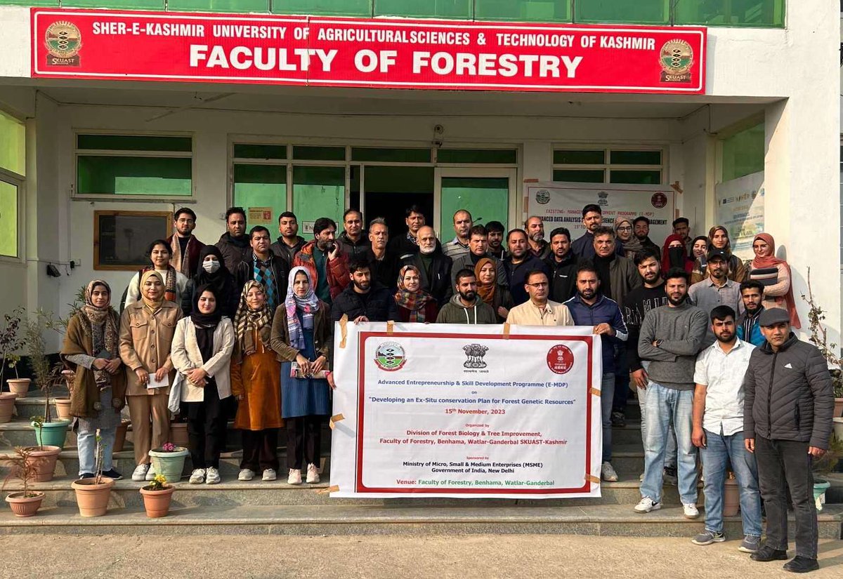 RisingKashmir's tweet photo. #Skilltraining programs on #dataanalytics, #conservation of #forestresources begin at #SKUAST-K
@skuast_kashmir
https://t.co/1vV2MrjEjo https://t.co/LllUOzQHH4