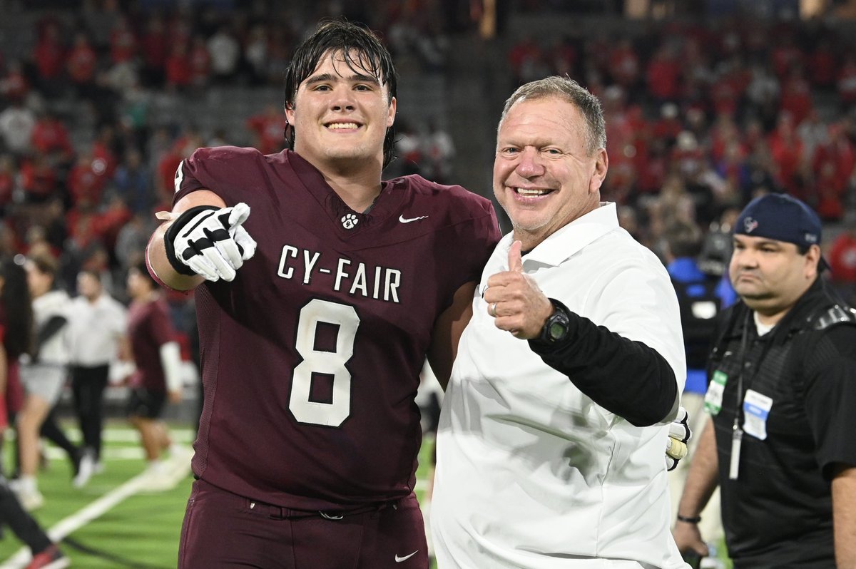 CFISDAbbie's tweet photo. @CFFCUStadium @BFND_Football @CyFairISD @CFISDAthletics @VFlores34 @CoachAment @CoachPatton36 @Steel_coach @CyFair_BFND @CFAnaMartin @Smlyle 💥THE CY-FAIR BOBCATS TAKE DOWN KATY!💥

The Bobcats score in overtime to win the game 28-21! Congratulations on becoming area champions, @BFND_Football! #CFISDspirit #txhsfb 🏈 https://t.co/N9Ac5v3Blb