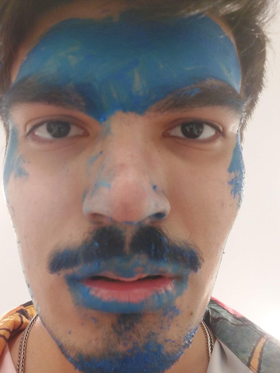 CarlosTheGardener (@carlosdgardener) on Twitter photo Warning: Papa smurf is a squirter Warning: Papa smurf is a squirter