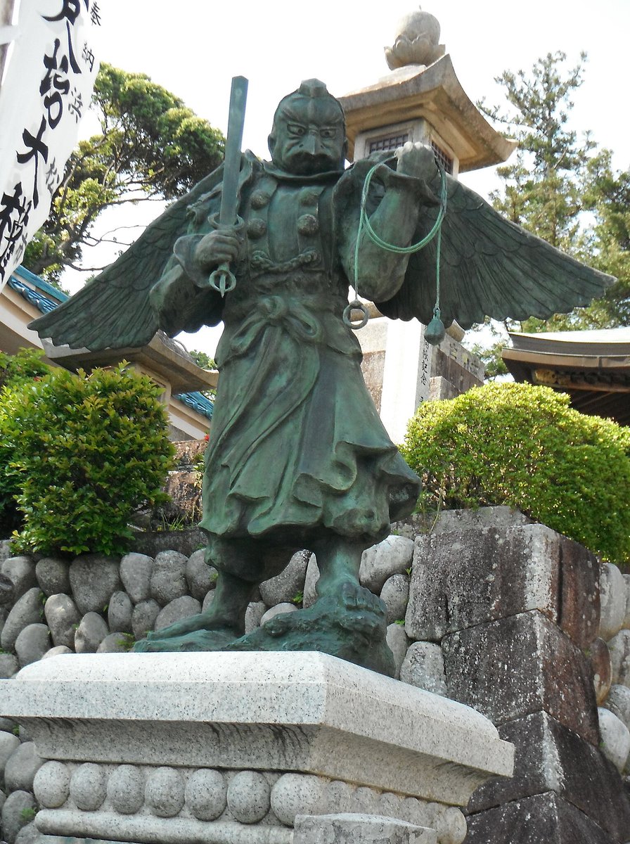 迦楼羅天（ガルーダ）さんは鬼太郎でもよく出てくるし、日本でも一般に