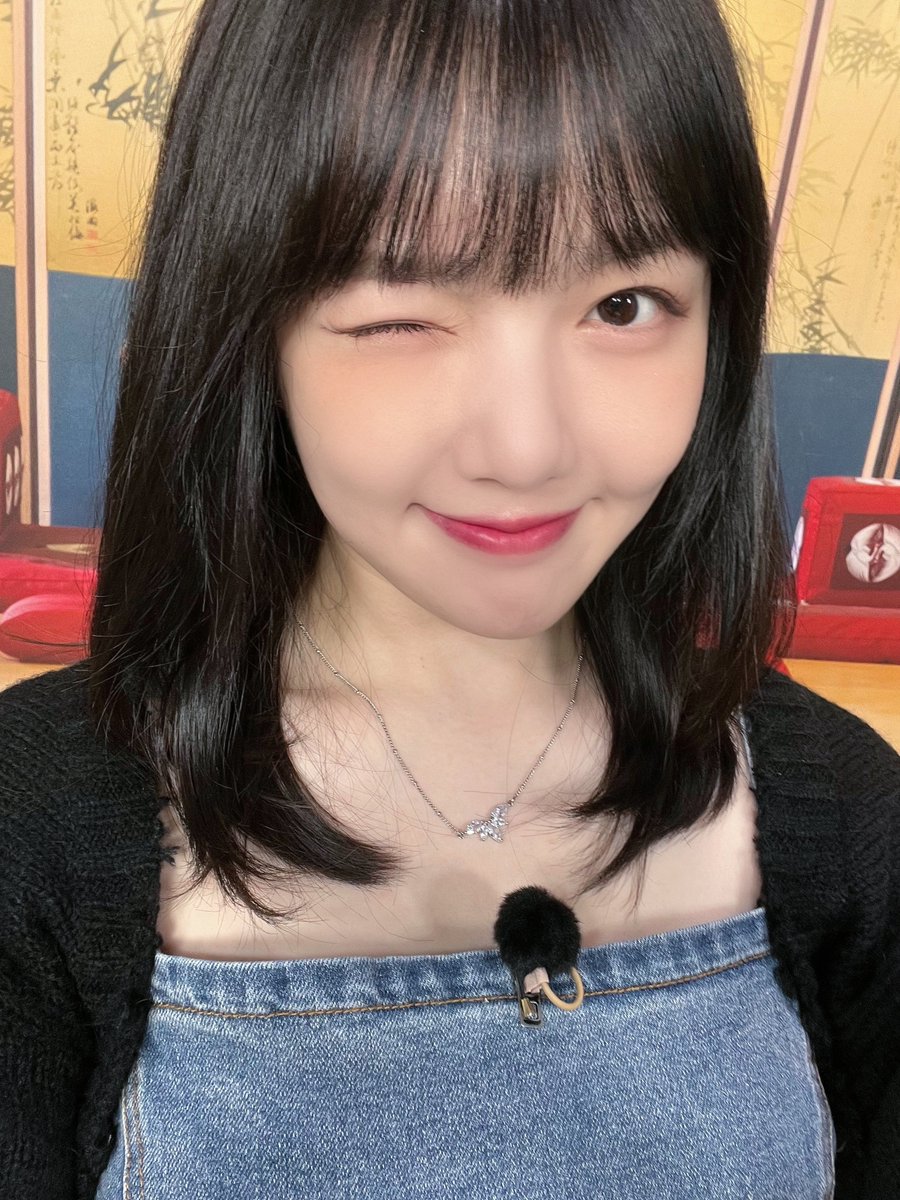 YERIN_OFFICIAL_'s tweet photo. [📸] 231118 딜라이브TV '히스토리야(野)' 완료💛

#예린 #YERIN
#히스토리야 https://t.co/DHsqaZohks