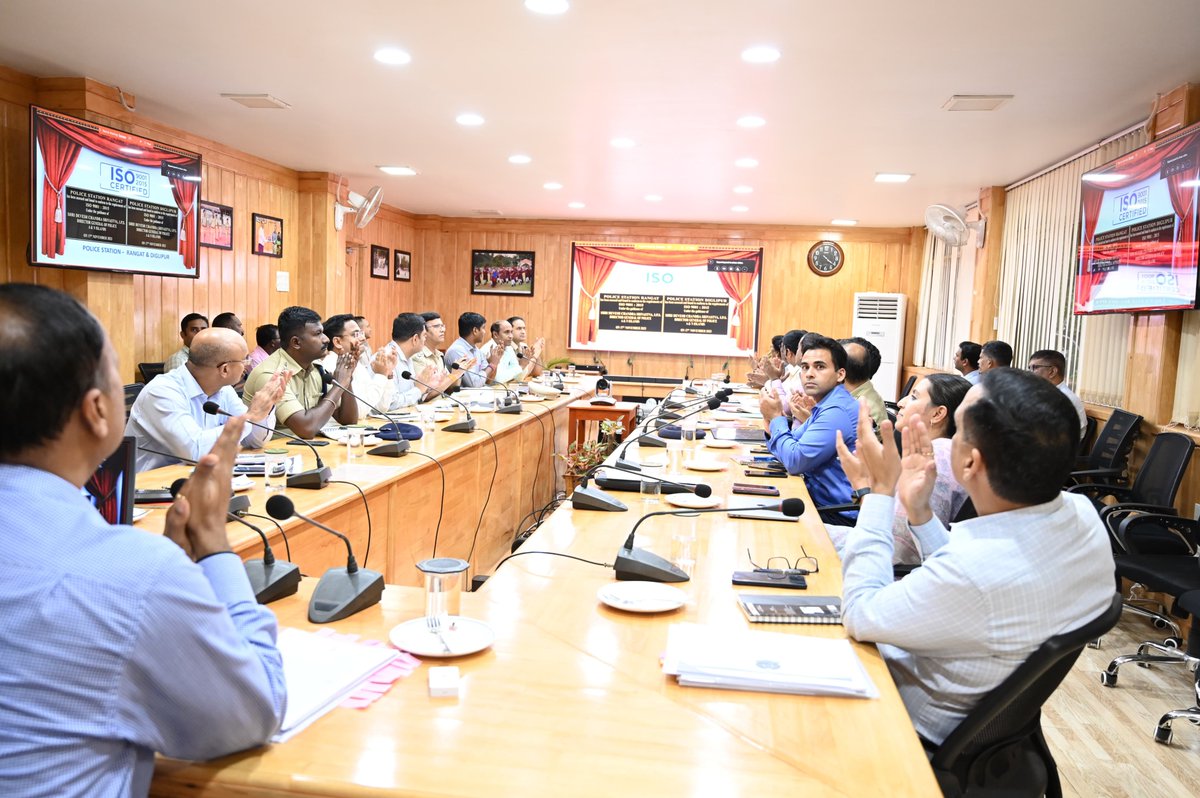 AndamanPolice's tweet image. DGP, A&amp;amp;N Islands proudly unveils ISO Certification 9001:2015 for Police Station Rangat and Diglipur! A stellar achievement at #PHQ on 17th September 2023, underscoring their commitment to exemplary service and quality management.