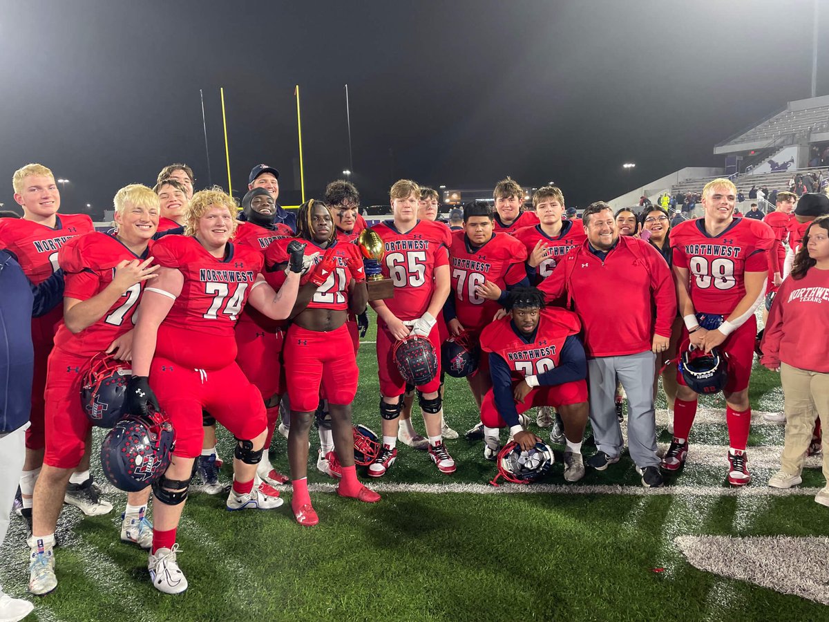 On to round 3!!! Big shout out to the #NHSHAWGS  on a big night on the ground!!! And a BIGGER shout out to <a href="/IfeDurodoye/">Ife Durodoye🇳🇬</a> for breaking the school record for rushing touchdowns in a season!!! <a href="/NHSRecruits/">Northwest High School Football Recruiting</a> <a href="/NHSTexans/">Northwest High School</a>