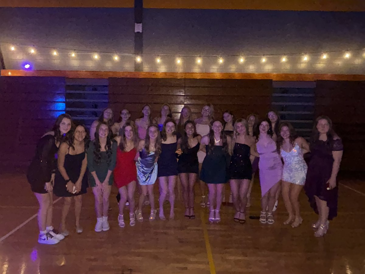 Having tons of fun at hoco!! 🪩🪩