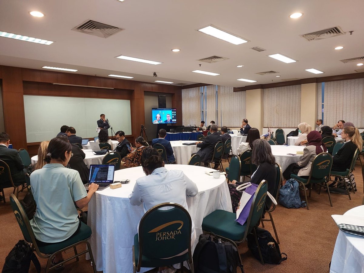 UNESCAP's tweet photo. Asia-Pacific Climate Week closed yesterday, echoing powerful commitments and innovative climate solutions from 3,800 participants. ๐
As a regional partner, @UNESCAP looks forward to bringing strong voices and solutions from #AsiaPacific to #COP28. ๐ฑ
#APClimateWeek #APCW2023 https://t.co/3LZ296oJXS