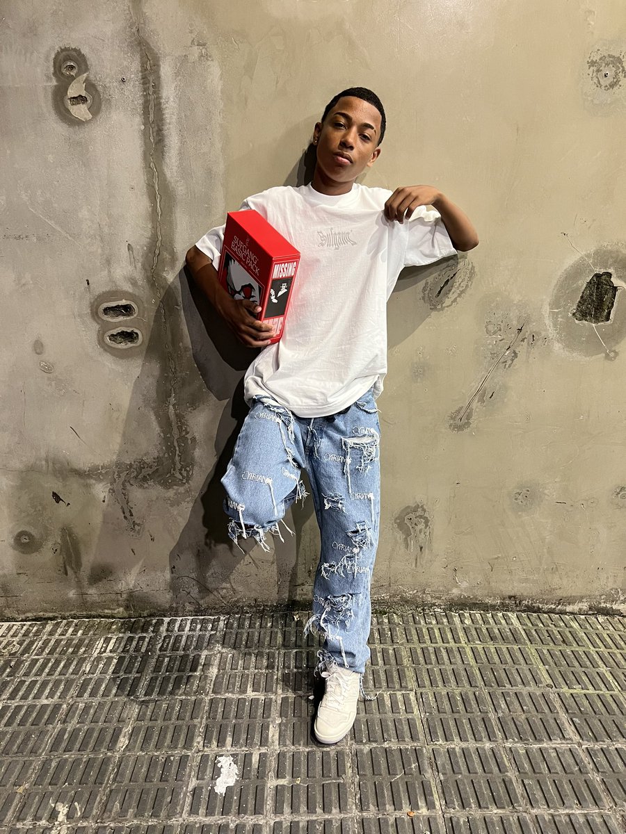 brunosena440's tweet photo. Box Suf™️ Basic Pack .
3 camisetas 
nova onda a caminho .. ⏳ https://t.co/ypeOkMM2tB