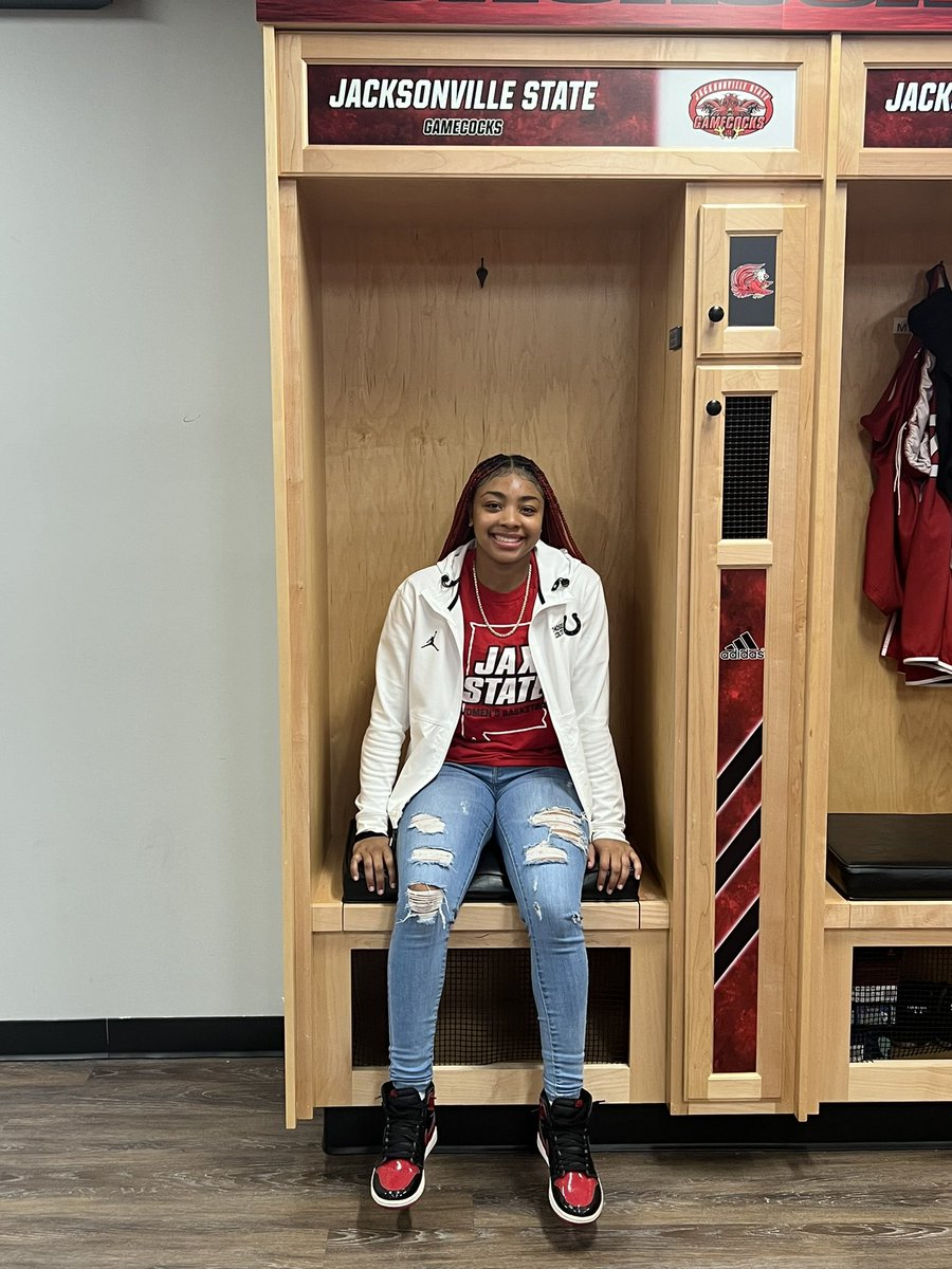 I’m glad I had my first unofficial visit to Jacksonville state university!! It was a great opportunity!! Thank you so much <a href="/CoachEW/">Eric Wise</a> for the tour, watching the girls practice and watching the game.