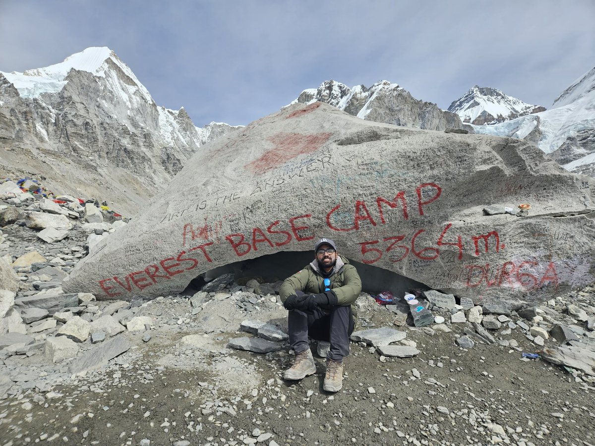 nbsriharsha's tweet photo. A dream come true moment. Did the Everest Basecamp via Gokyo ri. A mentally straining trek but its was all worth it. 

#trek #Nepal #Everest #Basecamp https://t.co/VNI5VK5ULh