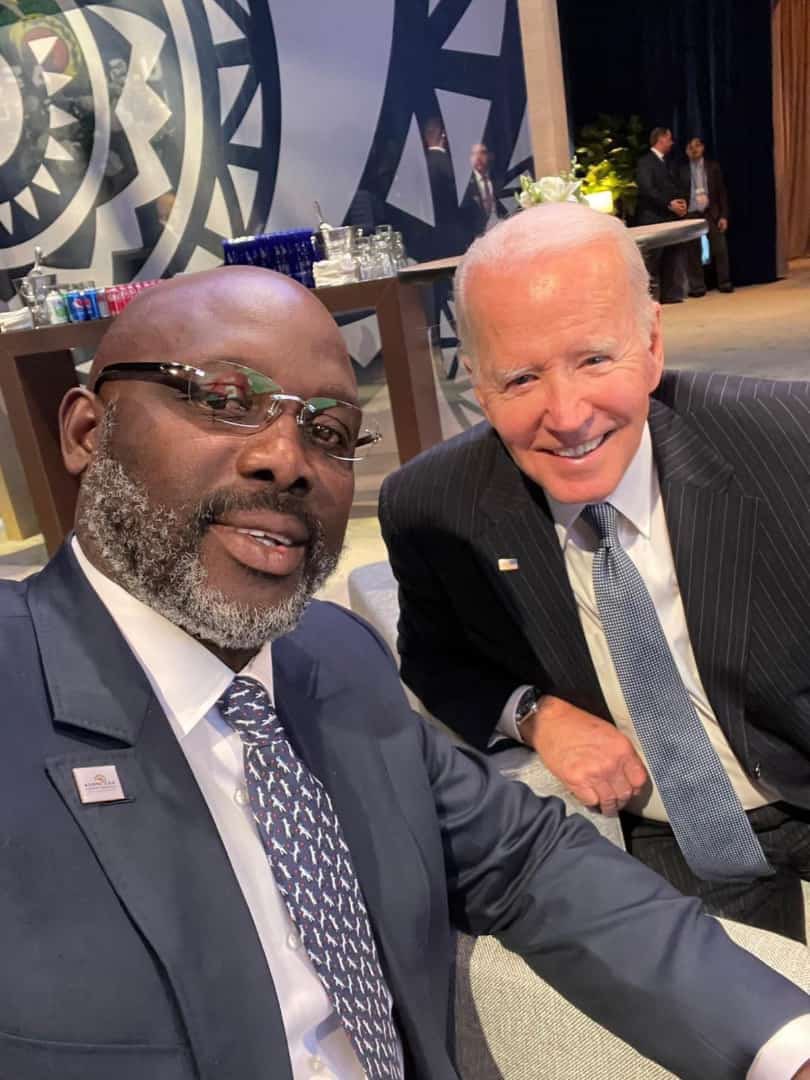 magwaz3's tweet photo. Africa is done with one puppet, George Weah, the next puppet is the man on the right . https://t.co/wpRSUlnnEv