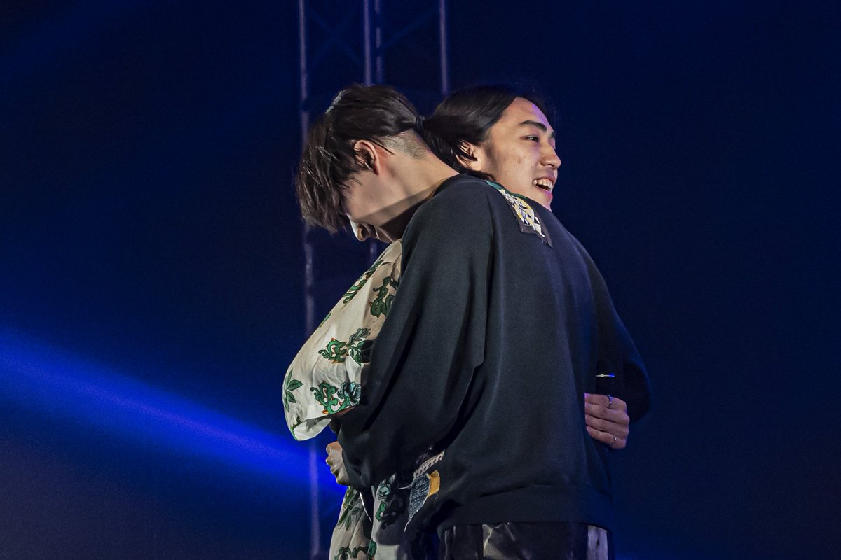 RotusBeatbox's tweet photo. 先日のJPN CUP 2023 Solo部門で予選4th Place、本選でTOP4という成績を頂戴致しました。
戦ってくれた
@singbeat_yamori , @CoLoA_Beatbox
本当にありがとう。
自分の全力を出し尽くしたので後悔はありませんが敗北は悔しい。
クオリティを上げてまた新たな"視点"を見せられればと。

📸 : @canoslt https://t.co/fzXoXsE5IK