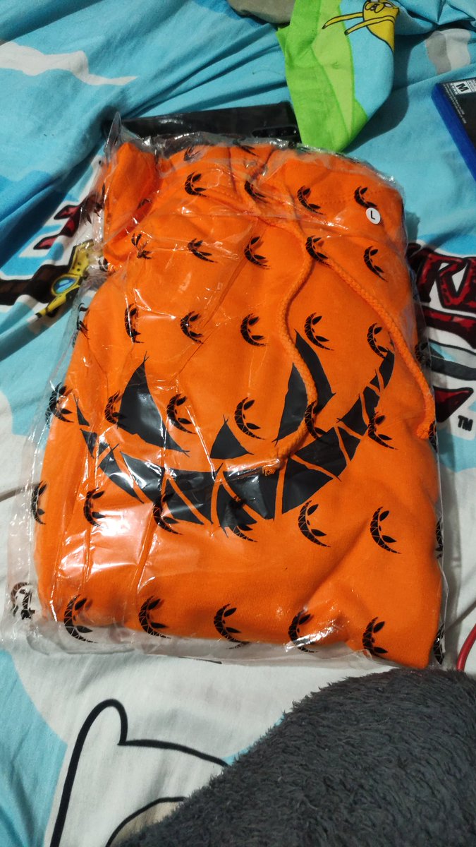 Llegó 🥹✨💜
<a href="/Rubiu5/">elrubius</a> <a href="/MadKatStore/">MadKat - fan acc</a>