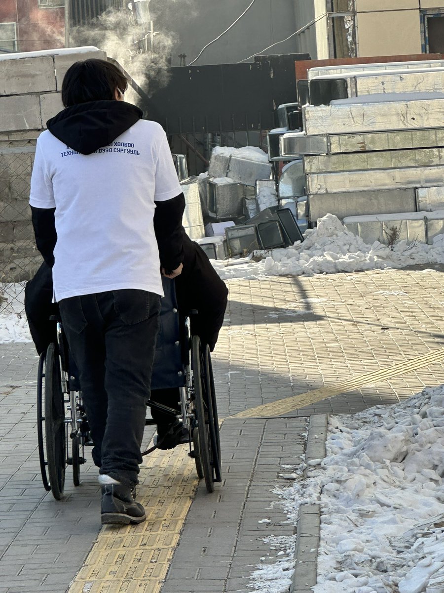 ❤️ #UBCabCareFoundation өнөөдөр Баянзүрх дүүргийн 50 хөгжлийн бэрхшээлтэй иргэдийг гэрээс нь авч эрүүл мэндийн үзлэгт хамруулаад буцаан хүргэж үйлчилж байна. 

Сайн дураараа нэгдэж бусдын төлөө зүрх сэтгэлээ, цагаа гаргаж байгаа жолооч нартаа баярлалаа. 

<a href="/UBCabAPP/">UBCab апп-р Таксигаа дууд</a> ❤️❤️❤️🙏🙏🙏