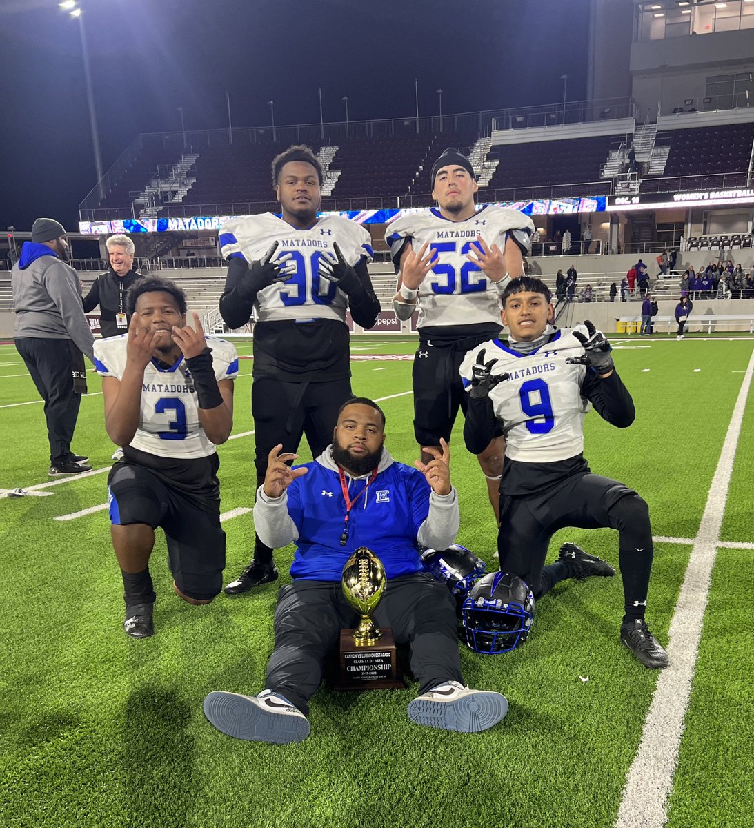 CoachPcasso's tweet photo. Thank God…. We got practice on Monday!
#IAATE | #EASTSIDEvsEverybody https://t.co/iQ6U5LL1xU