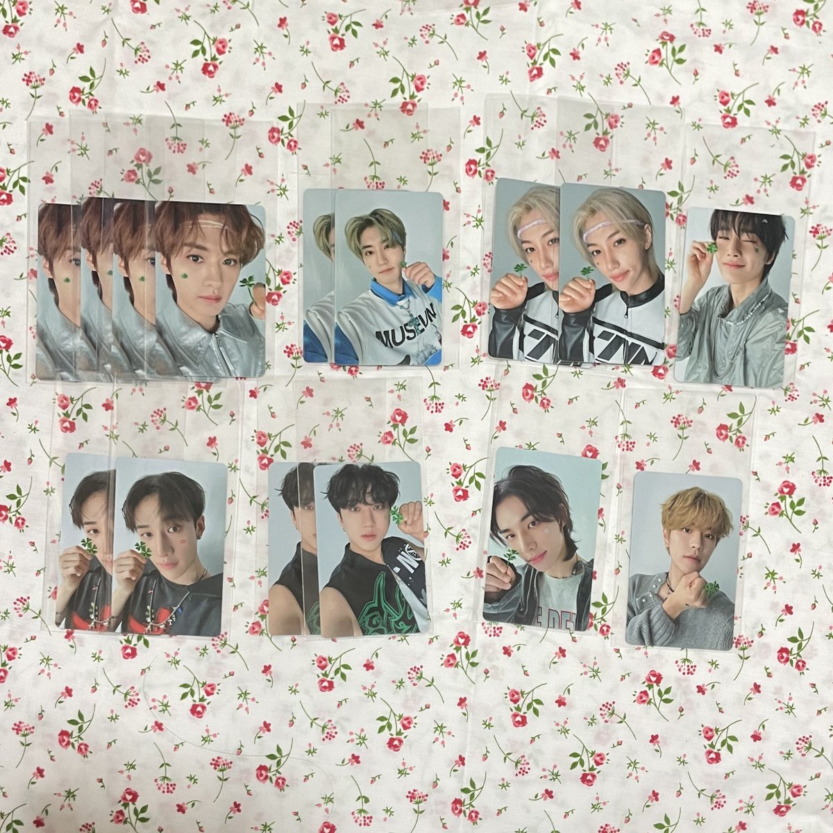 topaimaiween's tweet photo. ❣️WTS / พร้อมส่ง 

❣️ ใบละ 90฿  (5ใบส่งฟรี) 

❣️ ยังไม่รวมส่ง ค่าส่ง 30฿ 

❣️ DM #ตลาดนัดเด็กหลง #ตลาดนัดstraykids https://t.co/xOy6go1HEx