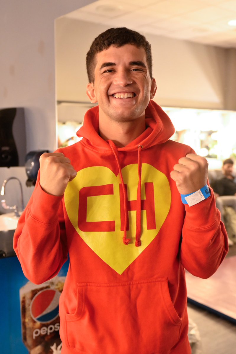 LFAfighting's tweet photo. Champion @BIGASSCODY1994 🇺🇸
vs.
Challenger @ChapolinMMA 🇧🇷
#LFA172
@BetOnline_AG
@OnlyFans
@TuffShed
@FredLoyaIns
@TeamSmartStop
@SheathUnderwear
@VetTix
@AZFinancialThtr
@UFCFightPass https://t.co/g4cBXHa9RO