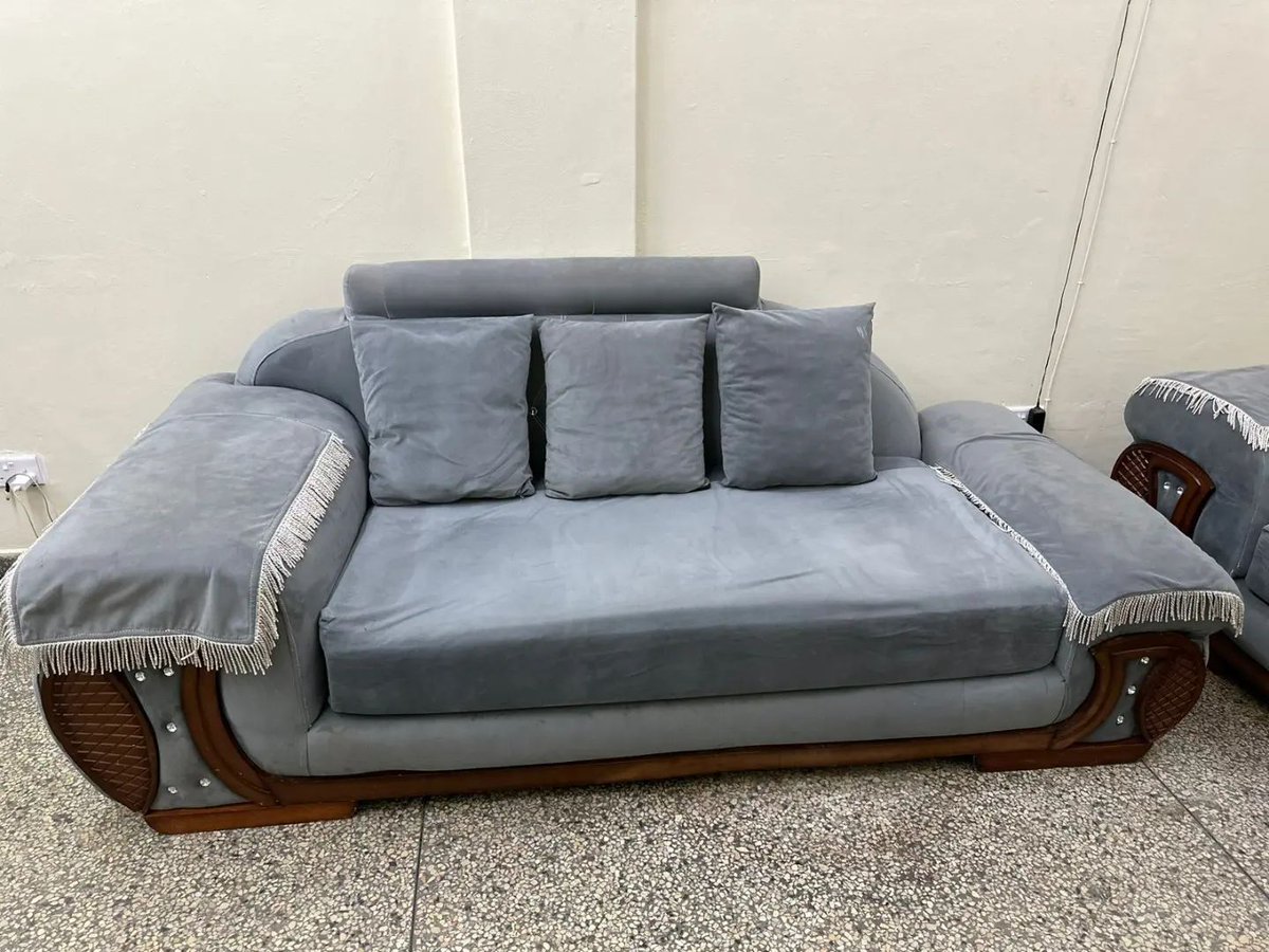 6 Seater Sofa, Ksh 30,000
Location- Village Plaza, Ngara, Fig Tree, Nairobi.
Call or Whatsapp : 0727 666 111

#declutter #decluttermarketplace #declutteryourlife #declutteryourhome #nairobi #buyuseditems #kenya #nairobimarketplace #decluttersale #buysecondhand #secondhandsales