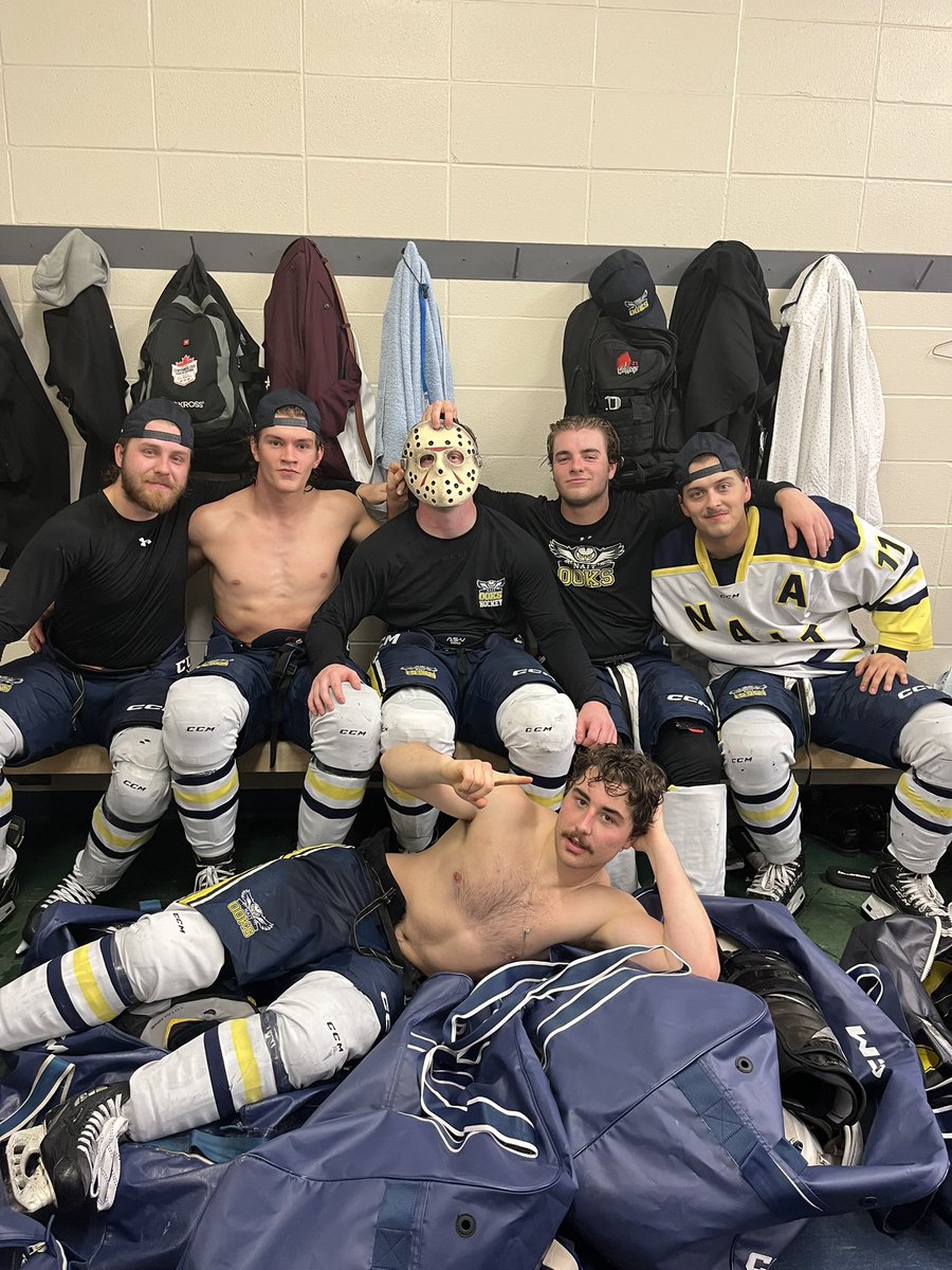 NAITMensHockey's tweet photo. MHKY| The Ooks with an absolute thriller of a win as we steal this one on the road , 9 wins stringed togetherโ
โ
Player of the game : Ethan Leyer #23 ๐๐ฏ๐ฏ
Player & killer of the game: Brophy Dunne #18 โ
๐ค๐ค
#ooksnation #cannotbestopped #ournest https://t.co/GSHOVjqQ3e