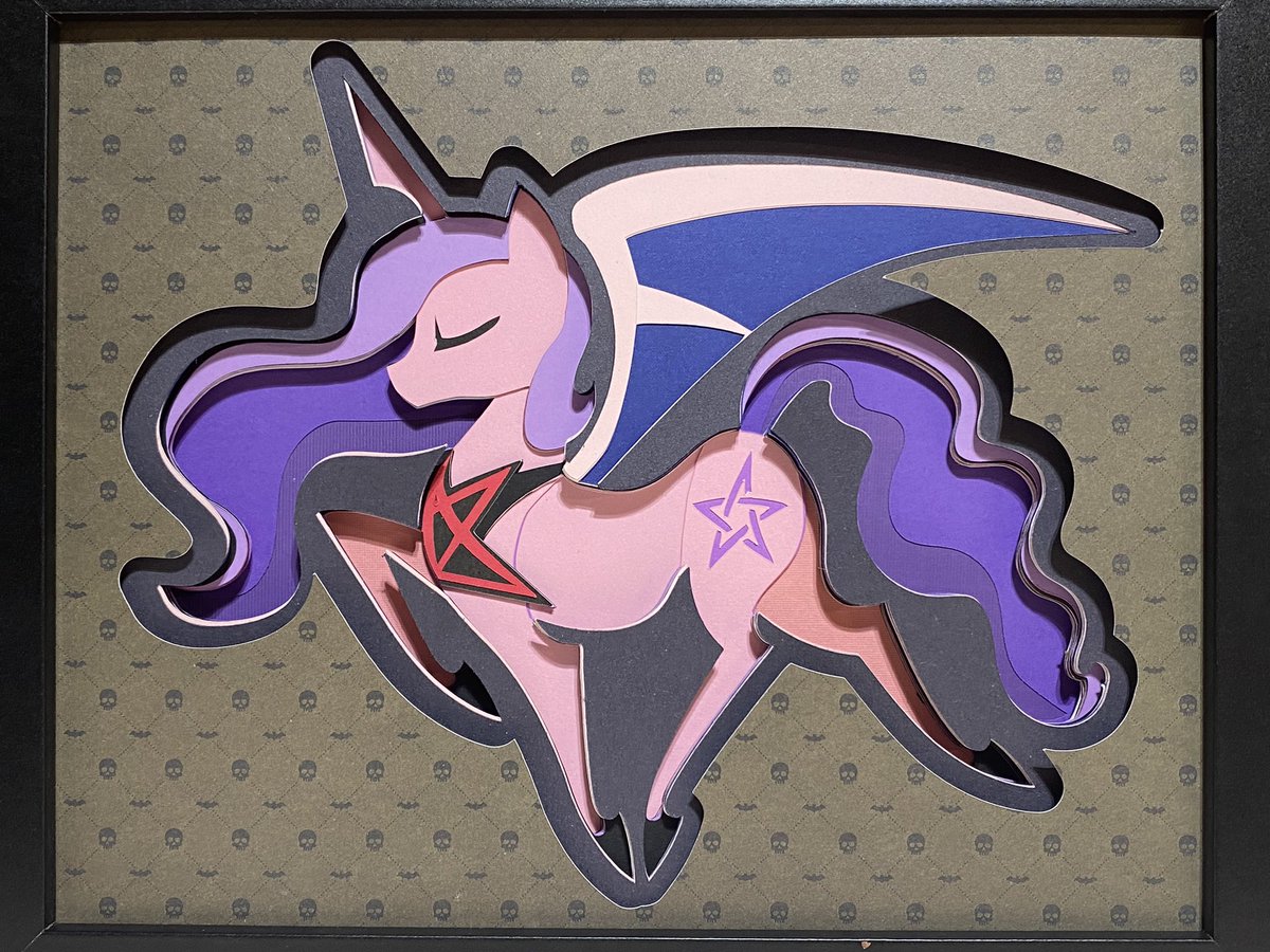 SamohtLion's tweet photo. Alicorn good and evil shadowbox for @FurFest art show #mff #mff2023 #mff22 https://t.co/IsLEdYOiy2