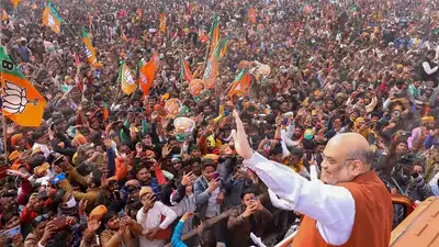 TSelections2023's tweet photo. నేడు తెలంగాణకు అమిత్‌షా
➙మధ్యాహ్నం 12కు గద్వాల్‌కు ప్రయాణం
➙మధ్యాహ్నం ఒంటిగంటకు బహిరంగసభ
➙3గంటలకు నల్లగొండలో సభ
➙సాయంత్రం 4.25కు  వరంగల్‌లో సభ
➙సాయంత్రం 6.10కి మేనిఫెస్టో విడుదల
#AmitShah #amitshahintelangana #TelanganaElection2023 
@AmitShah @BJP4Telangana https://t.co/Li7hBktwwU