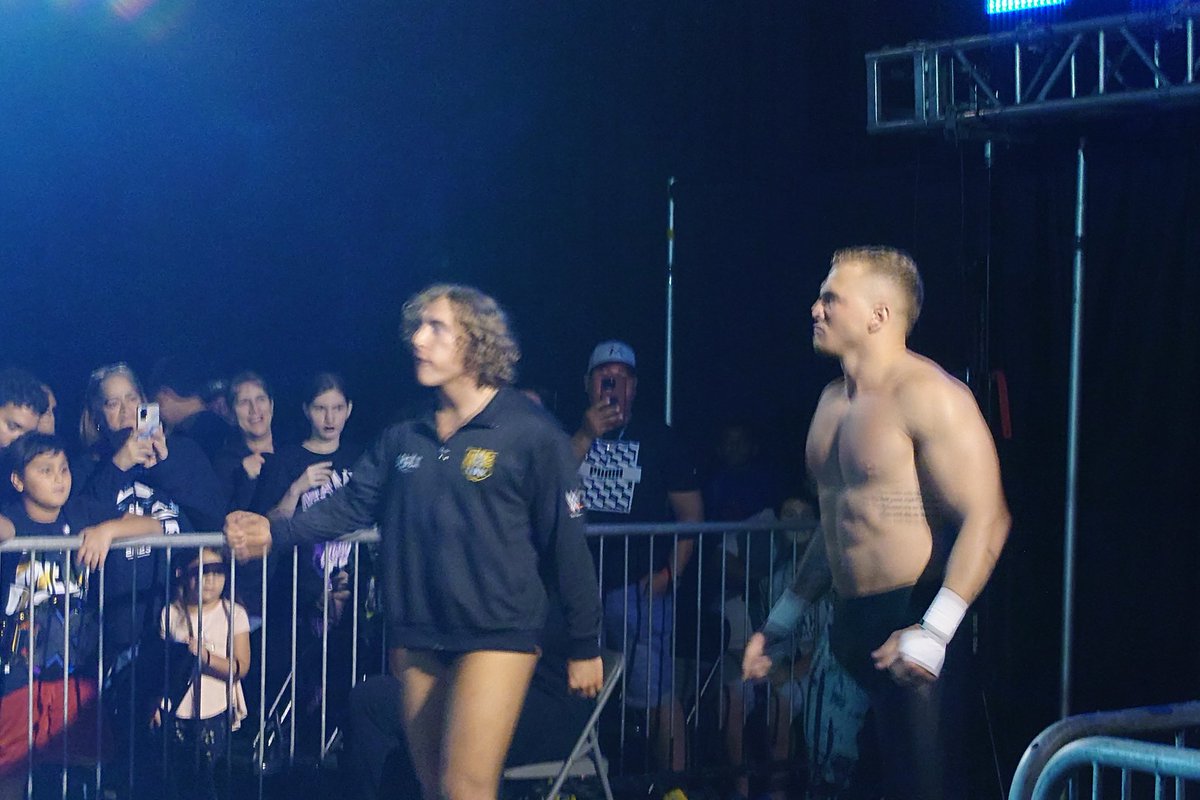 JeffReidUP's tweet photo. #NXTSebring kicks off with @chenshifu vs. @mylesborne_wwe. https://t.co/McoiCpvp5w